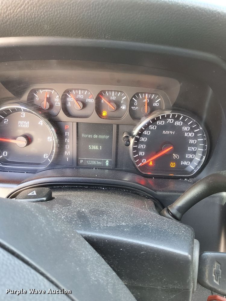 image for item DP3343 2015 Chevrolet Silverado 2500HD  Double Cab pickup truck