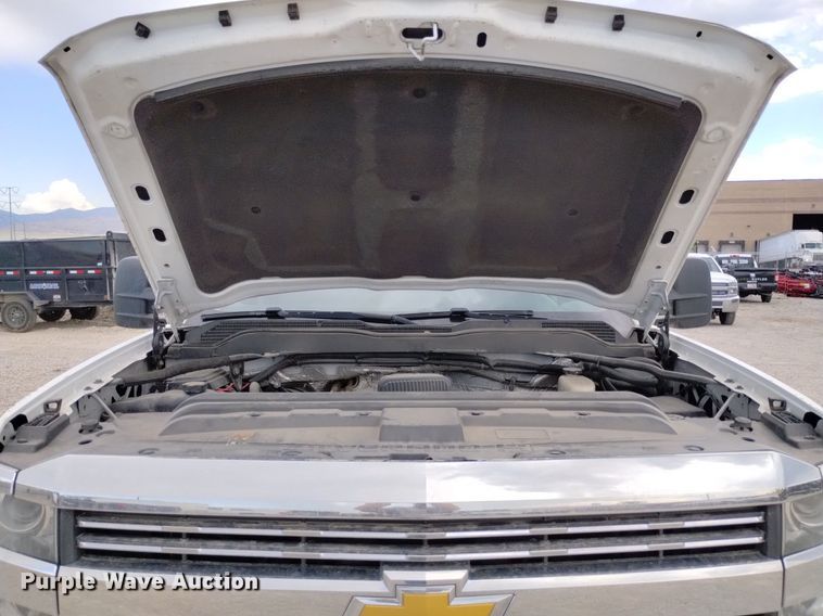 image for item DP3343 2015 Chevrolet Silverado 2500HD  Double Cab pickup truck