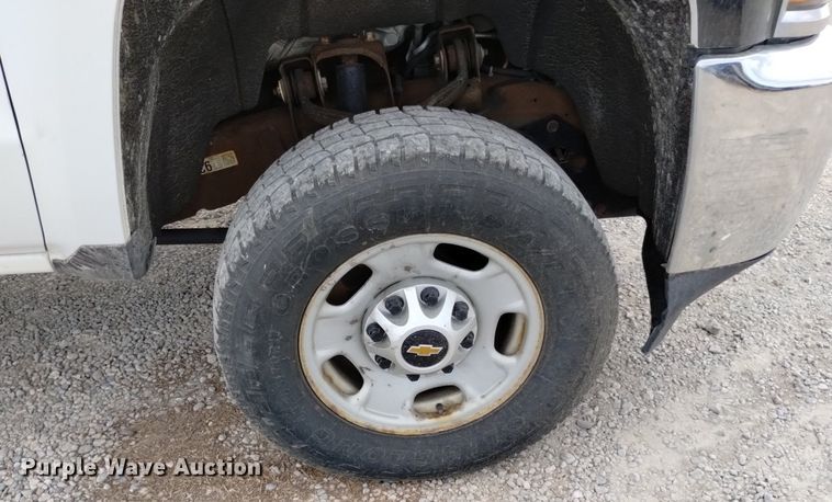 image for item DP3343 2015 Chevrolet Silverado 2500HD  Double Cab pickup truck