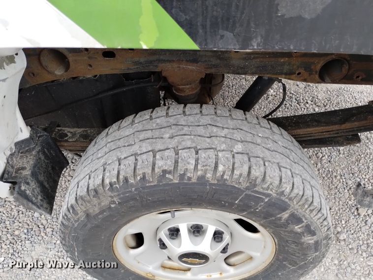 image for item DP3343 2015 Chevrolet Silverado 2500HD  Double Cab pickup truck