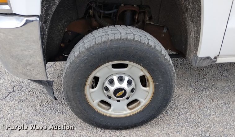 image for item DP3343 2015 Chevrolet Silverado 2500HD  Double Cab pickup truck