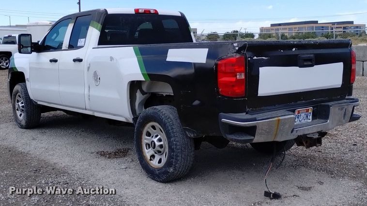 image for item DP3344 2015 Chevrolet Silverado 2500HD  Double Cab pickup truck