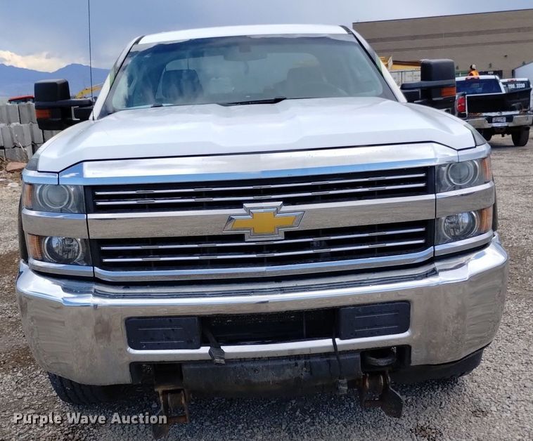 image for item DP3344 2015 Chevrolet Silverado 2500HD  Double Cab pickup truck