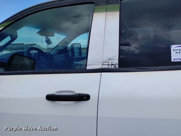 image for item DP3344 2015 Chevrolet Silverado 2500HD  Double Cab pickup truck