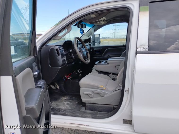 image for item DP3344 2015 Chevrolet Silverado 2500HD  Double Cab pickup truck