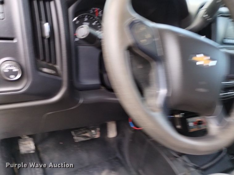 image for item DP3344 2015 Chevrolet Silverado 2500HD  Double Cab pickup truck