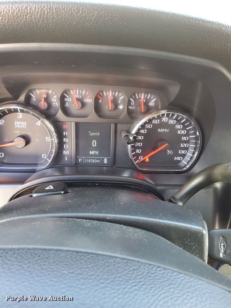 image for item DP3344 2015 Chevrolet Silverado 2500HD  Double Cab pickup truck