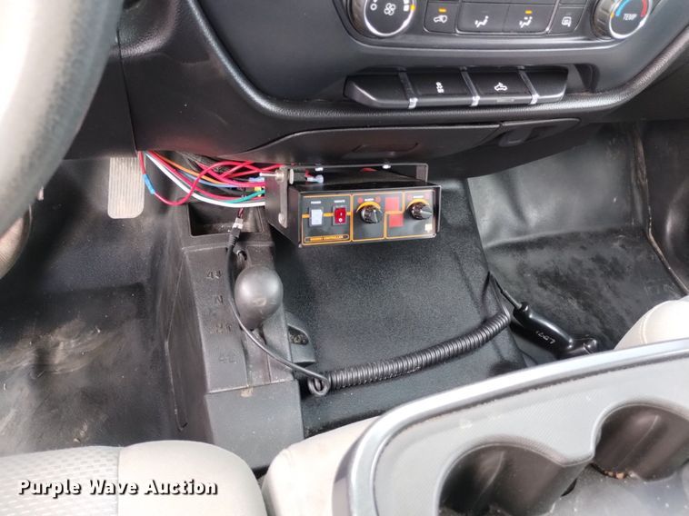 image for item DP3344 2015 Chevrolet Silverado 2500HD  Double Cab pickup truck