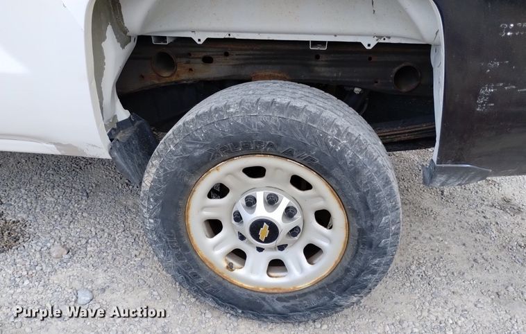 image for item DP3344 2015 Chevrolet Silverado 2500HD  Double Cab pickup truck