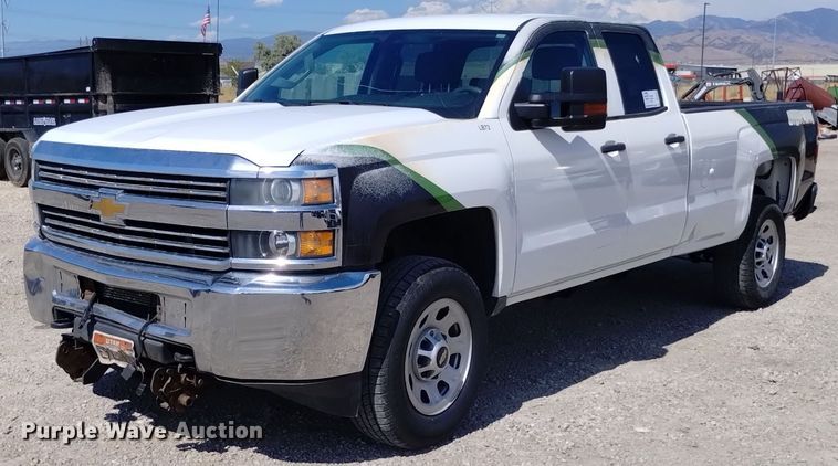 image for item DP3345 2015 Chevrolet Silverado 2500HD  Double Cab pickup truck