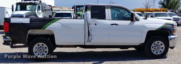 image for item DP3345 2015 Chevrolet Silverado 2500HD  Double Cab pickup truck