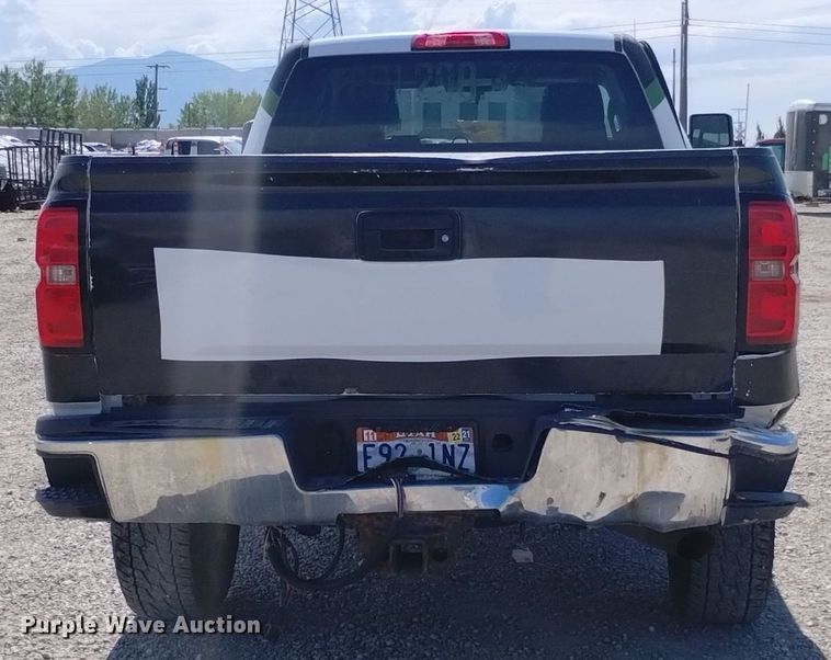 image for item DP3345 2015 Chevrolet Silverado 2500HD  Double Cab pickup truck