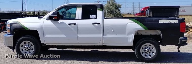 image for item DP3345 2015 Chevrolet Silverado 2500HD  Double Cab pickup truck