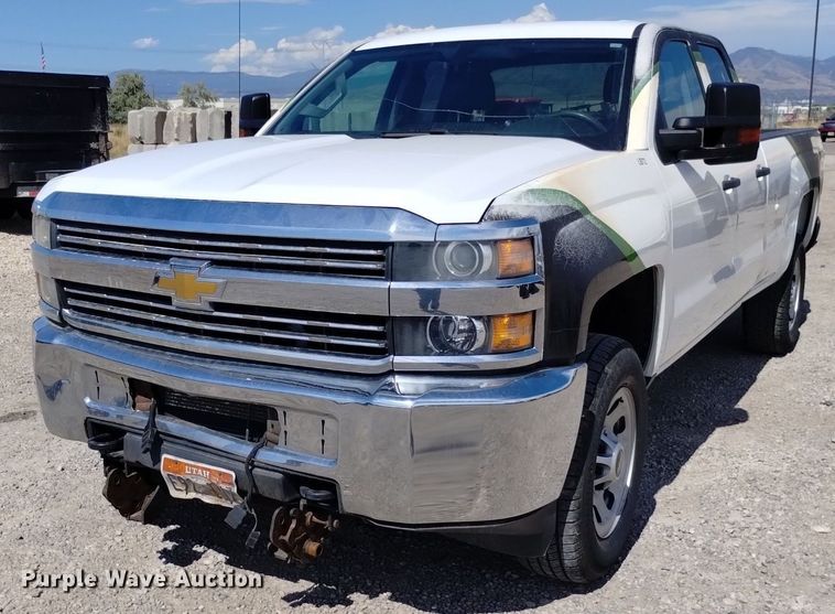 image for item DP3345 2015 Chevrolet Silverado 2500HD  Double Cab pickup truck