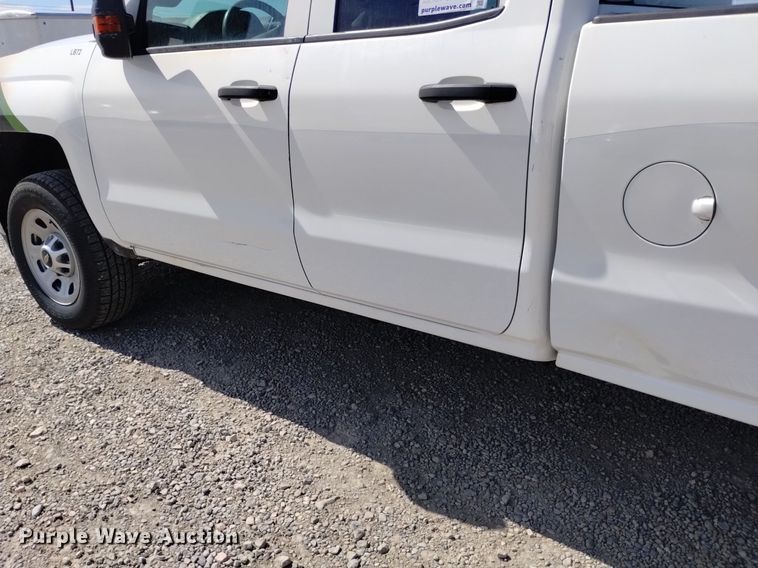 image for item DP3345 2015 Chevrolet Silverado 2500HD  Double Cab pickup truck