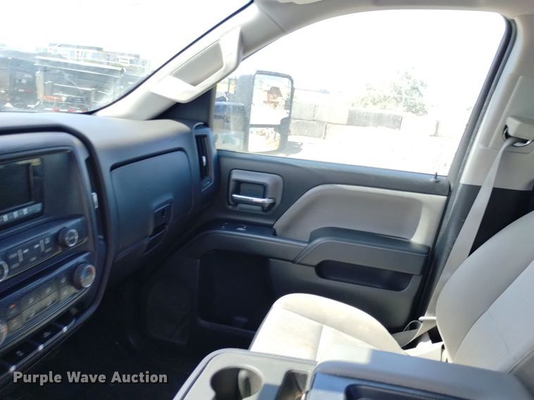 image for item DP3345 2015 Chevrolet Silverado 2500HD  Double Cab pickup truck