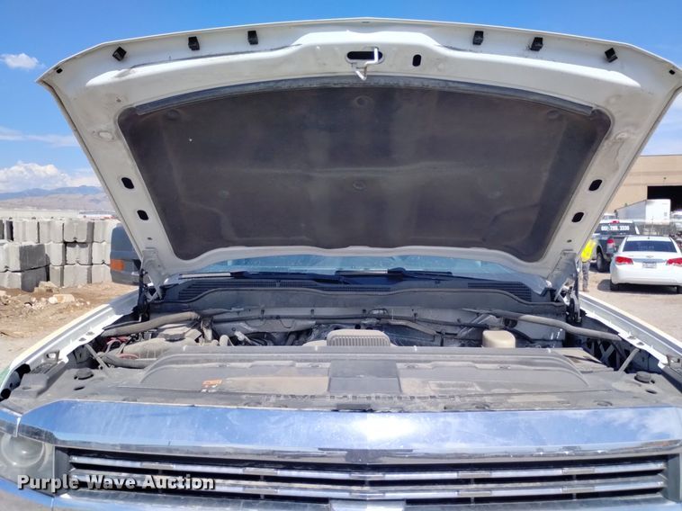 image for item DP3345 2015 Chevrolet Silverado 2500HD  Double Cab pickup truck