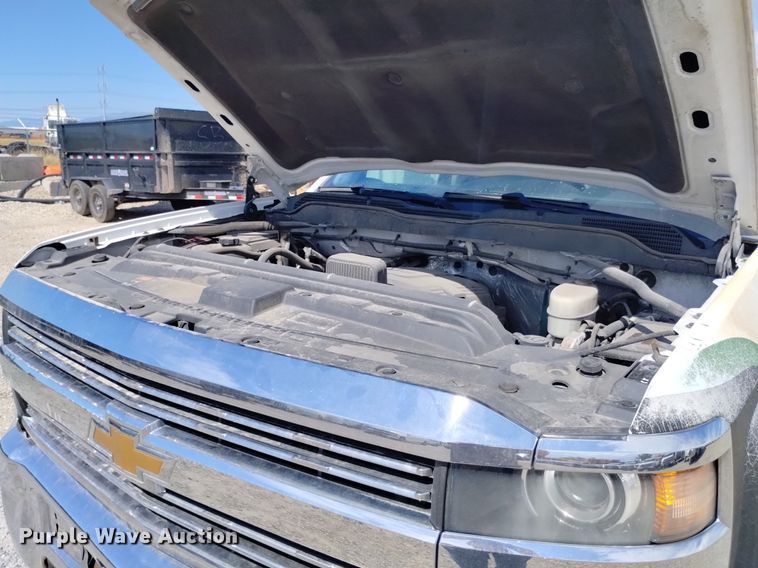 image for item DP3345 2015 Chevrolet Silverado 2500HD  Double Cab pickup truck
