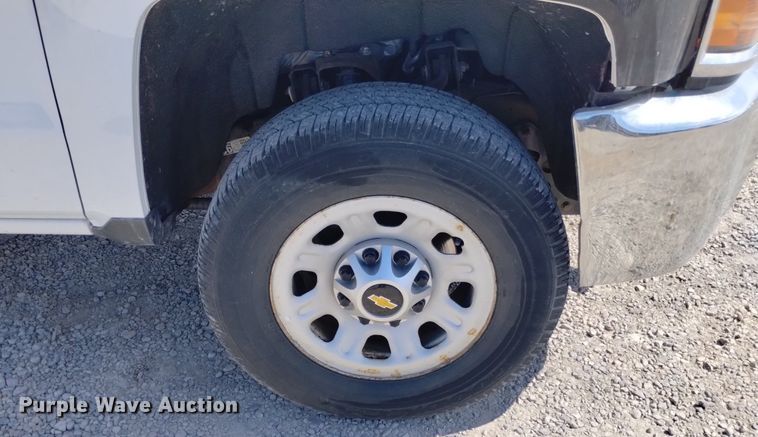 image for item DP3345 2015 Chevrolet Silverado 2500HD  Double Cab pickup truck