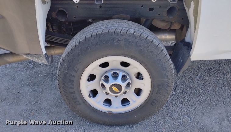 image for item DP3345 2015 Chevrolet Silverado 2500HD  Double Cab pickup truck