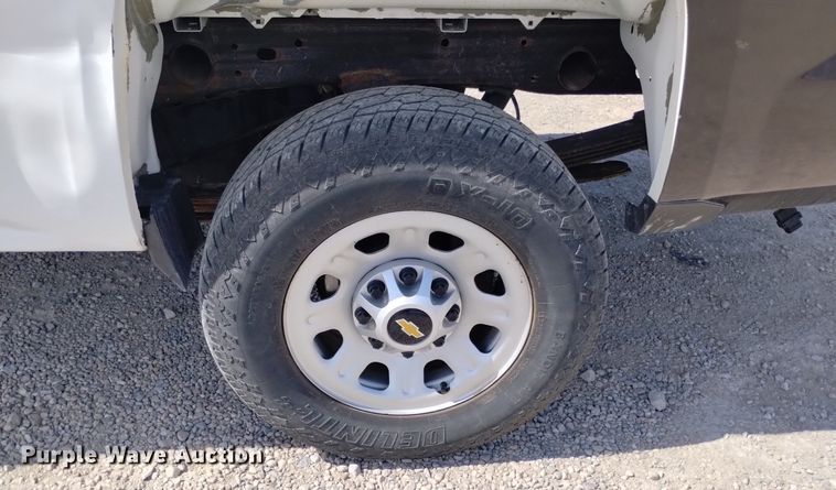 image for item DP3345 2015 Chevrolet Silverado 2500HD  Double Cab pickup truck