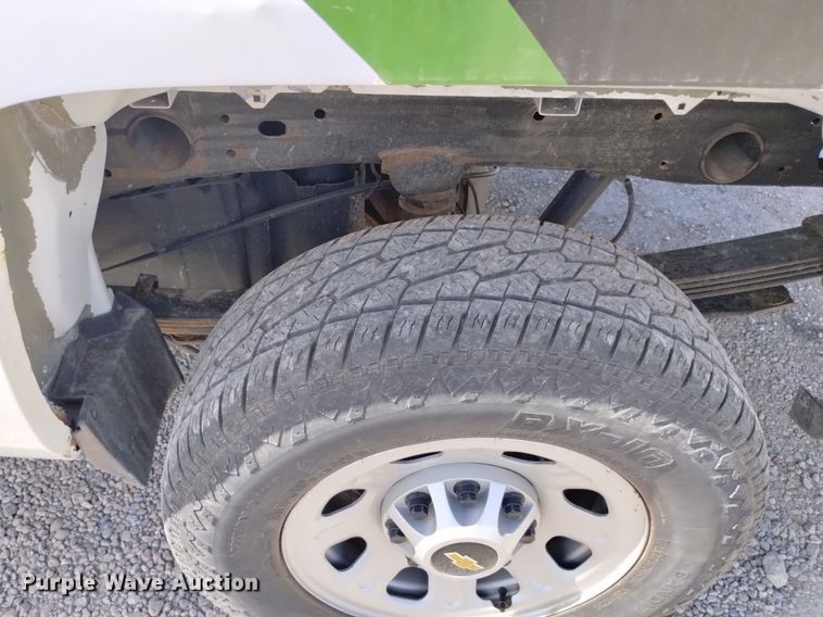 image for item DP3345 2015 Chevrolet Silverado 2500HD  Double Cab pickup truck