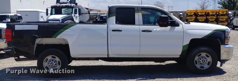 image for item DP3346 2015 Chevrolet Silverado 2500HD  Double Cab pickup truck