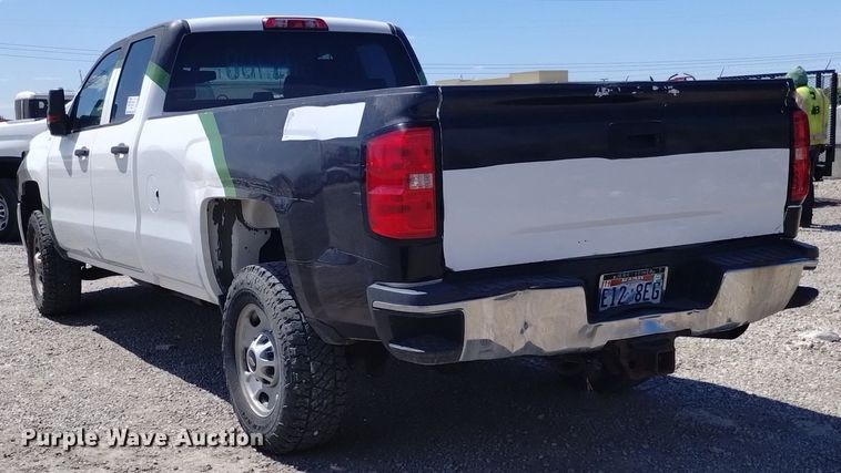 image for item DP3346 2015 Chevrolet Silverado 2500HD  Double Cab pickup truck