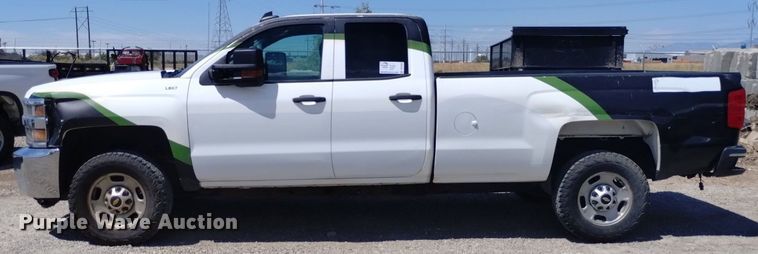image for item DP3346 2015 Chevrolet Silverado 2500HD  Double Cab pickup truck