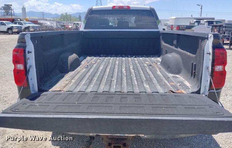 image for item DP3346 2015 Chevrolet Silverado 2500HD  Double Cab pickup truck