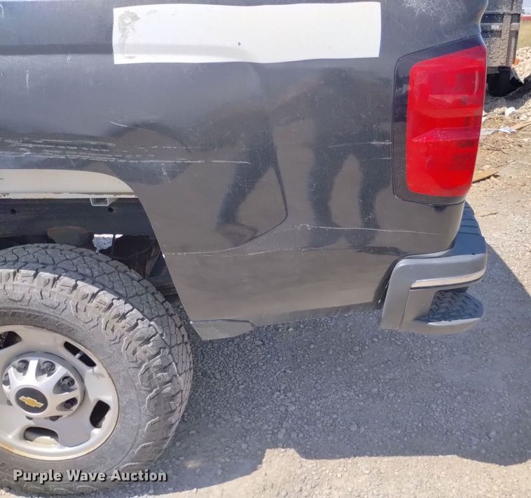 image for item DP3346 2015 Chevrolet Silverado 2500HD  Double Cab pickup truck