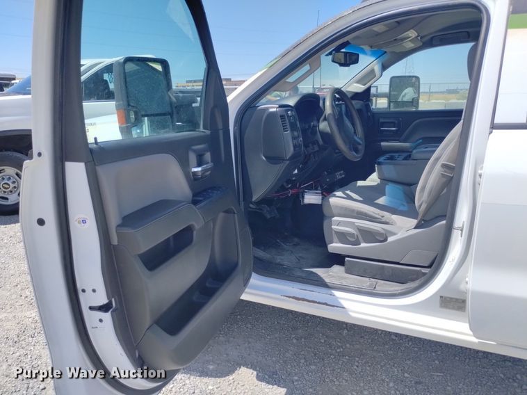 image for item DP3346 2015 Chevrolet Silverado 2500HD  Double Cab pickup truck