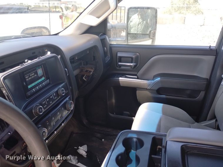 image for item DP3346 2015 Chevrolet Silverado 2500HD  Double Cab pickup truck