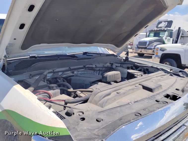 image for item DP3346 2015 Chevrolet Silverado 2500HD  Double Cab pickup truck