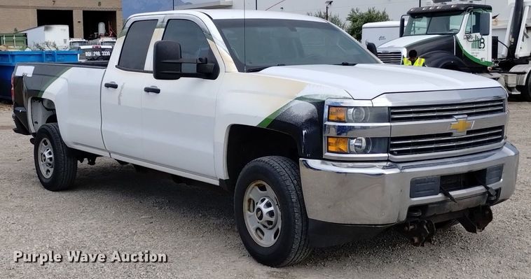 image for item DP3348 2015  Chevrolet Silverado 2500HD  Double Cab pickup truck