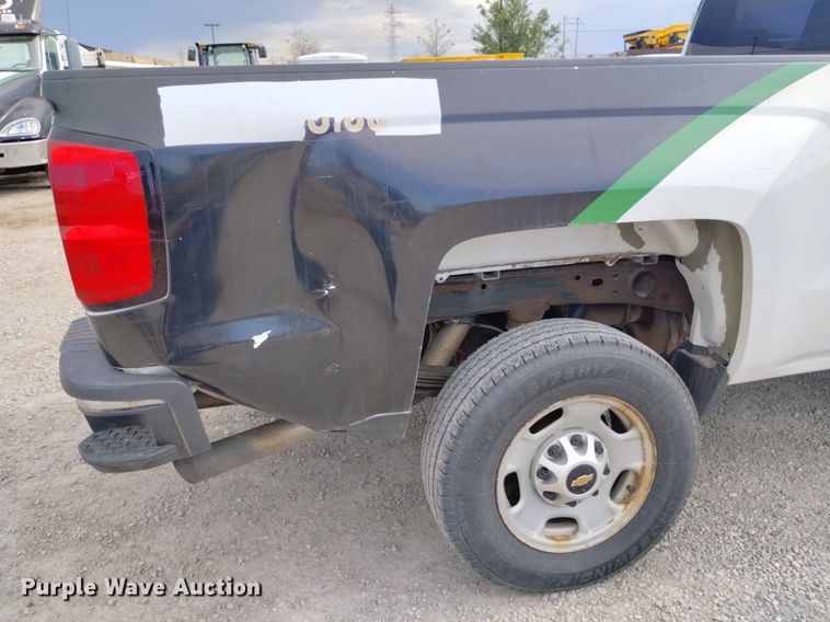 image for item DP3348 2015  Chevrolet Silverado 2500HD  Double Cab pickup truck
