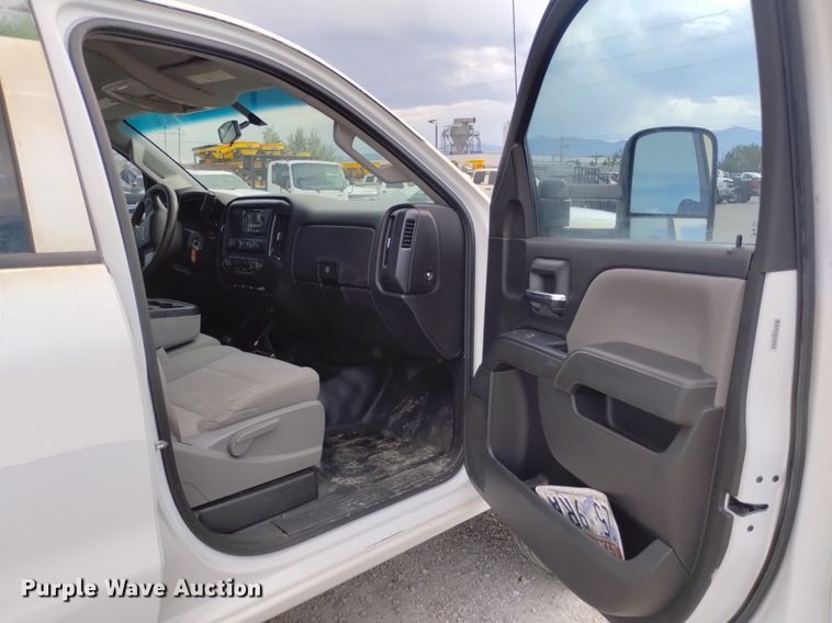 image for item DP3348 2015  Chevrolet Silverado 2500HD  Double Cab pickup truck