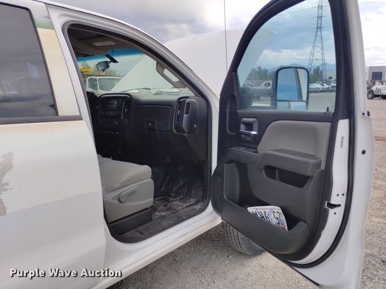 image for item DP3348 2015  Chevrolet Silverado 2500HD  Double Cab pickup truck