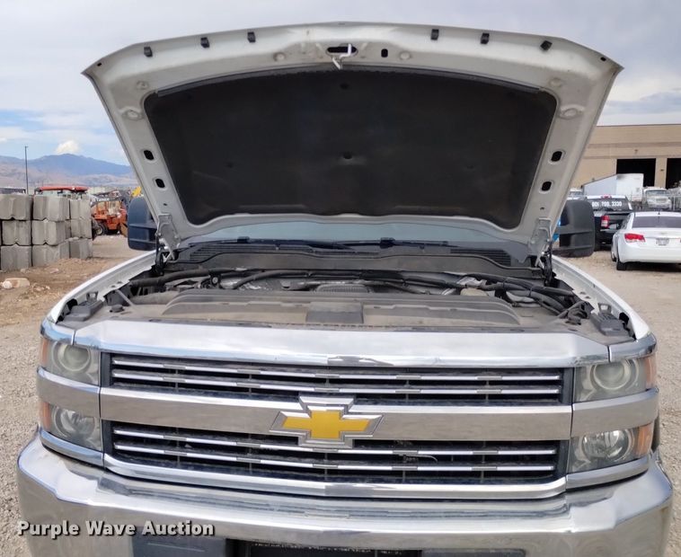 image for item DP3348 2015  Chevrolet Silverado 2500HD  Double Cab pickup truck