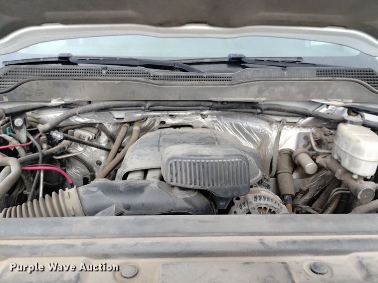 image for item DP3348 2015  Chevrolet Silverado 2500HD  Double Cab pickup truck