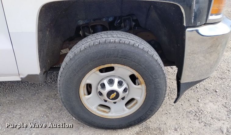 image for item DP3348 2015  Chevrolet Silverado 2500HD  Double Cab pickup truck