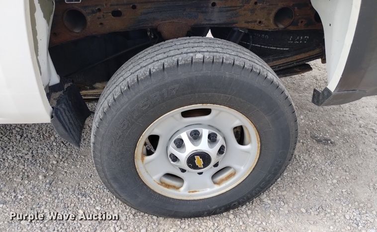 image for item DP3348 2015  Chevrolet Silverado 2500HD  Double Cab pickup truck