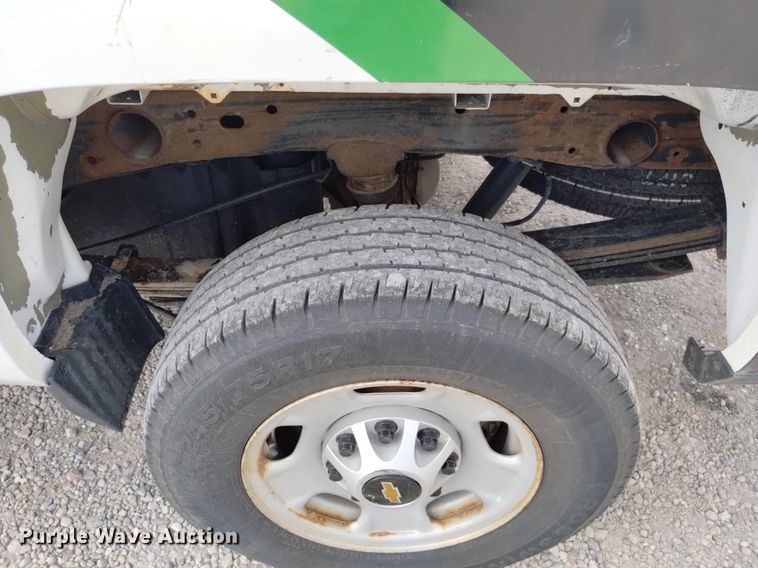 image for item DP3348 2015  Chevrolet Silverado 2500HD  Double Cab pickup truck