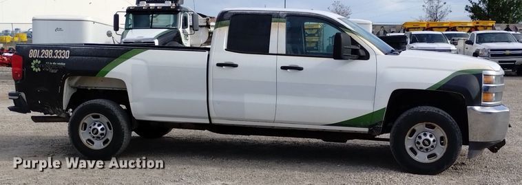 image for item DP3349 2015 Chevrolet Silverado 2500HD  Double Cab pickup truck