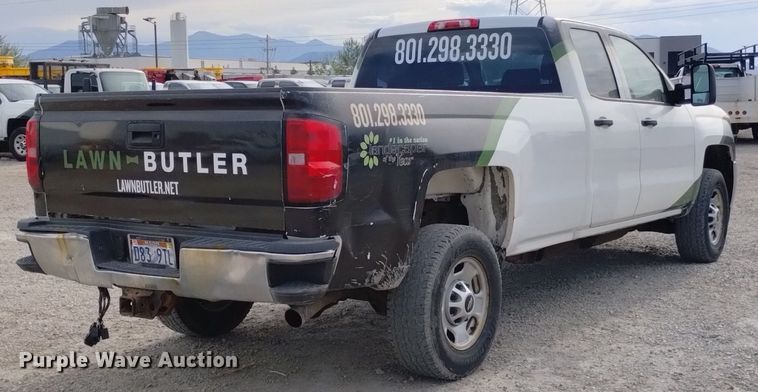 image for item DP3349 2015 Chevrolet Silverado 2500HD  Double Cab pickup truck