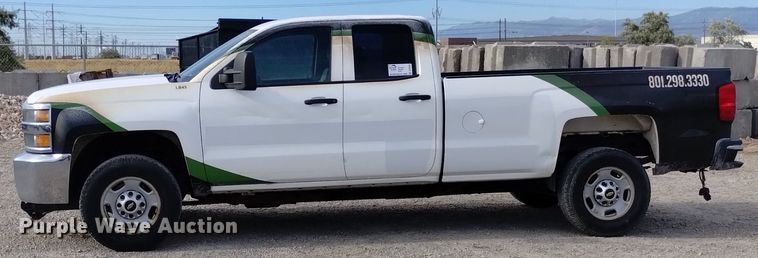 image for item DP3349 2015 Chevrolet Silverado 2500HD  Double Cab pickup truck