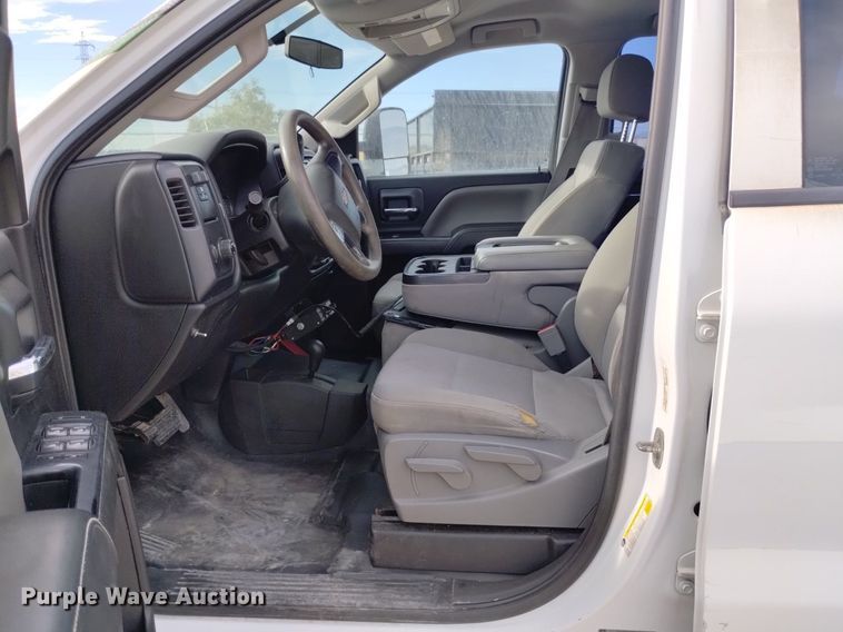 image for item DP3349 2015 Chevrolet Silverado 2500HD  Double Cab pickup truck