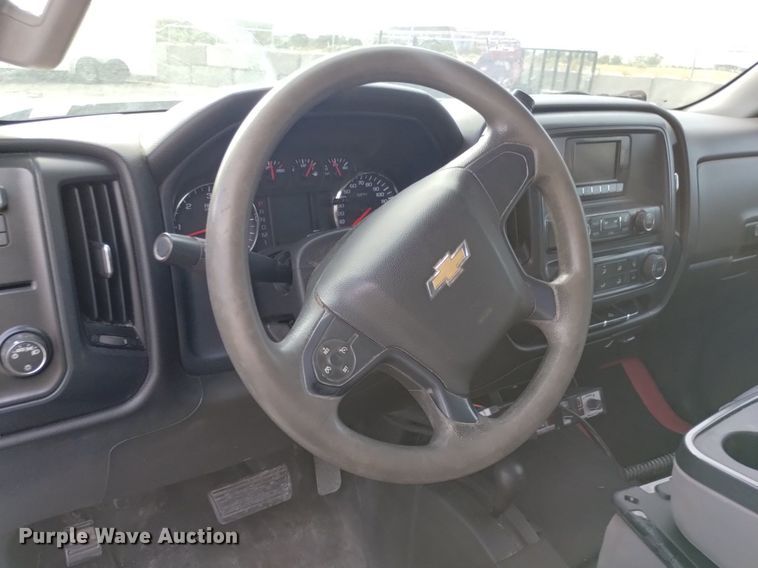 image for item DP3349 2015 Chevrolet Silverado 2500HD  Double Cab pickup truck