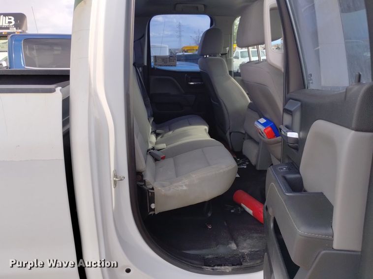 image for item DP3349 2015 Chevrolet Silverado 2500HD  Double Cab pickup truck