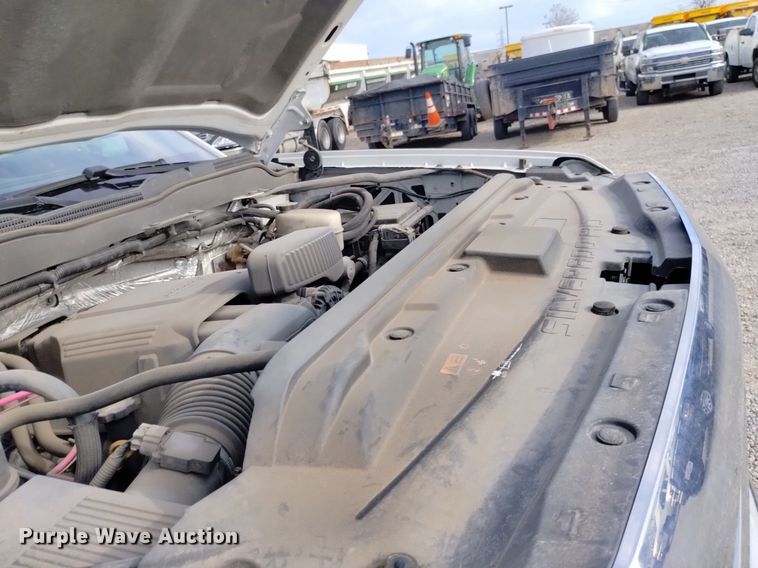 image for item DP3349 2015 Chevrolet Silverado 2500HD  Double Cab pickup truck